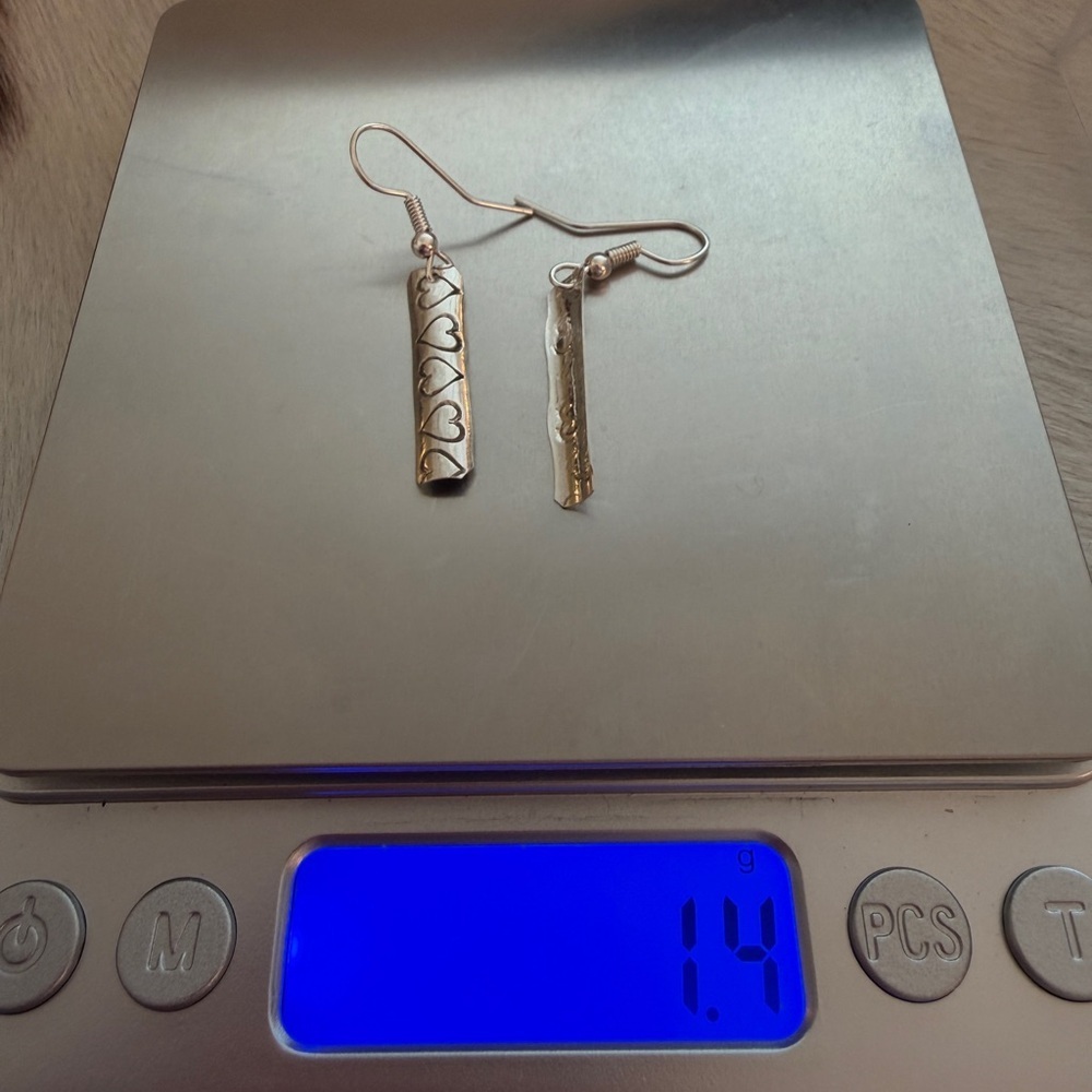 ❤️ Navajo Elaine Tahe Native American Heart Motif Bar Earrings Sterling 1.67”L - Picture 8 of 11